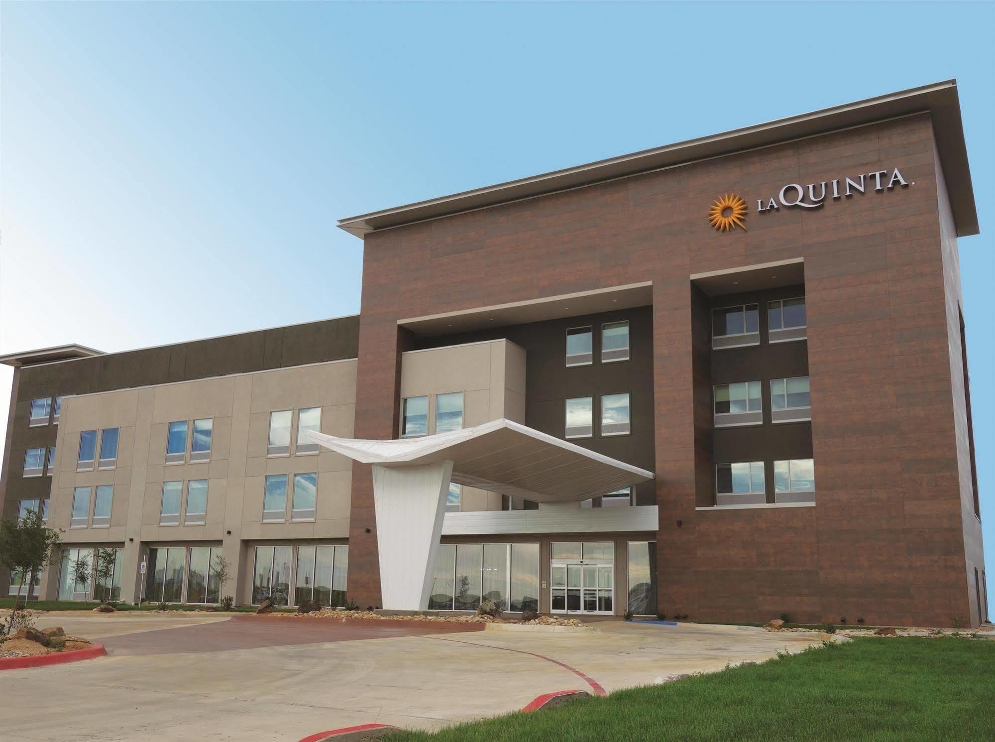 La Quinta By Wyndham Amarillo Airport Hotel Exterior foto